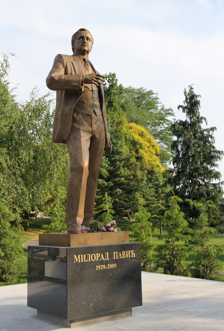 Unveiled a monument dedicated to Milorad Pavic
